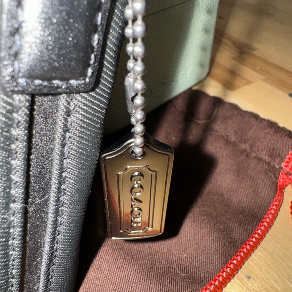 Vintage Coach Clutch 2000’s - Picture 4 of 9